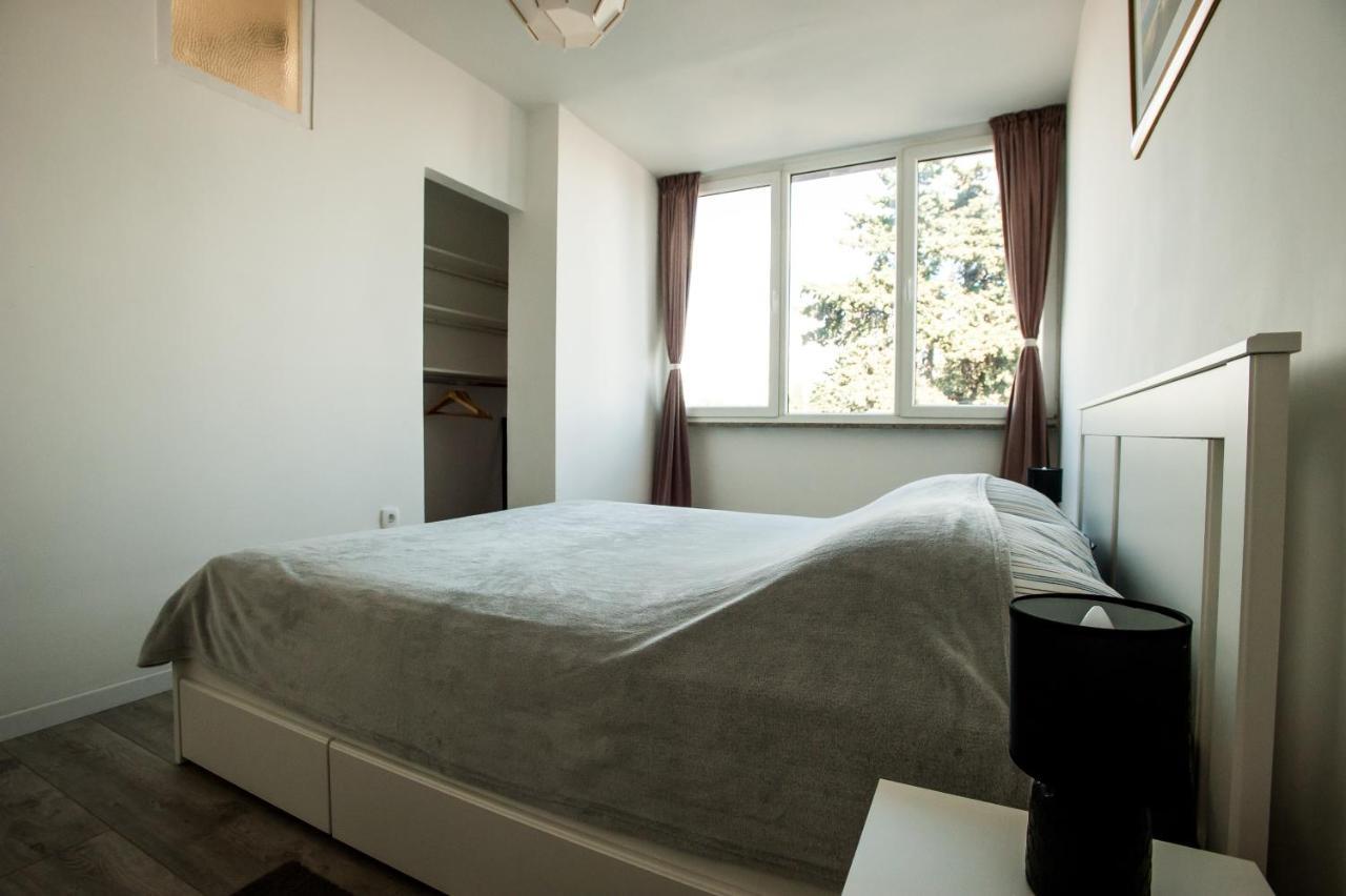 Apartment Little Violet - Balcony & Free Parking Zadar Exterior foto