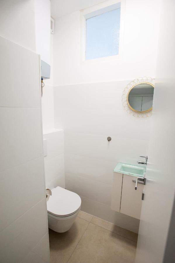Apartment Little Violet - Balcony & Free Parking Zadar Exterior foto
